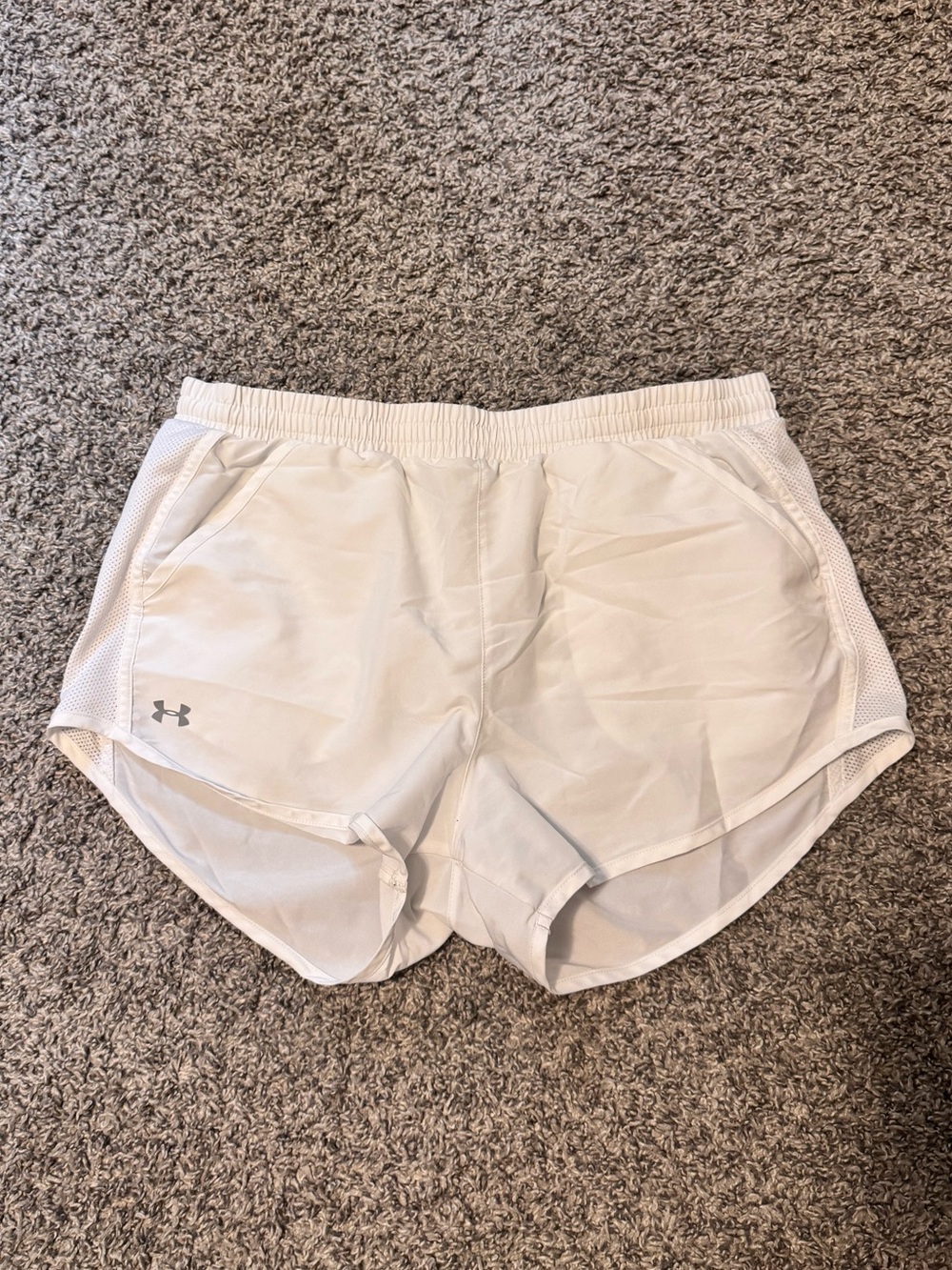 Under Armour White Performance Running Athletic Pocket Shorts
